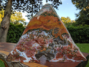 An amazing Ocean Jasper specimen photo from Ashley Rosenn at Northwoods Hobbyist